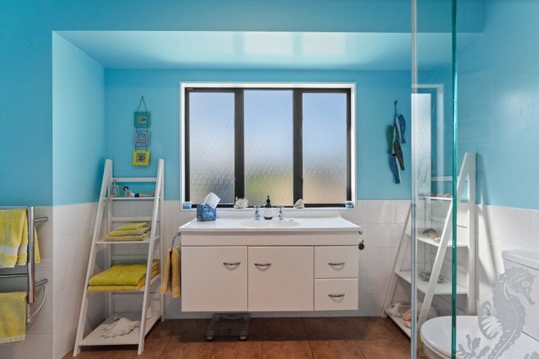 Photo of property in 43 Longbeach Drive, Castlecliff, Whanganui, 4501