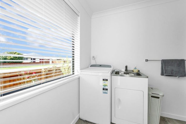 Photo of property in 19 Cardale Street, Darfield, 7510