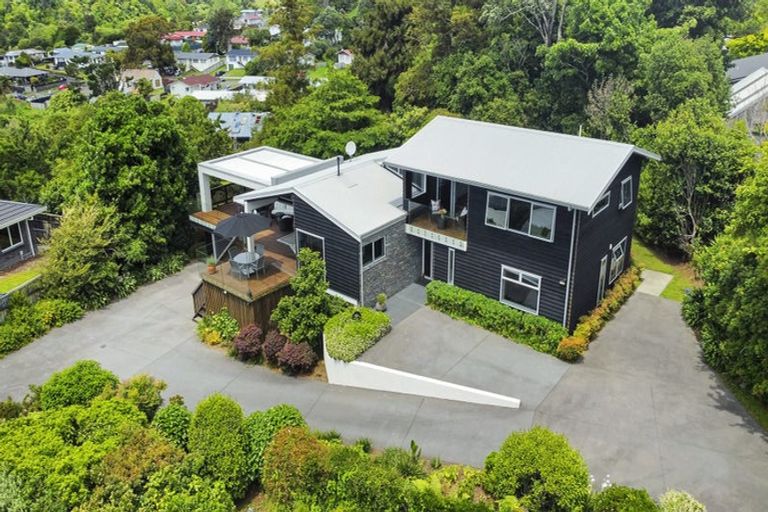 Photo of property in 11a Lismore Street, Strandon, New Plymouth, 4312