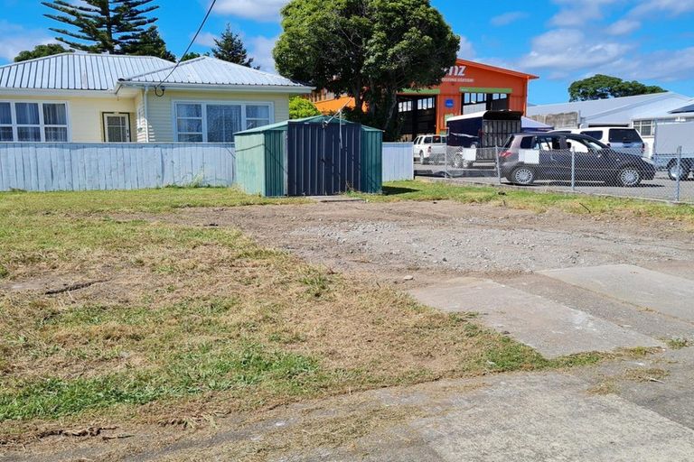 Photo of property in 27 Reeve Street, Levin, 5510