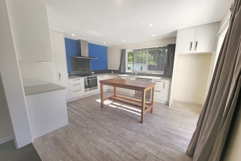 Photo of property in 20 Church Road, Taradale, Napier, 4112