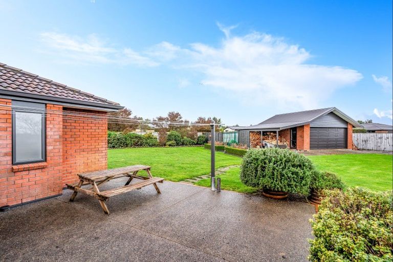 Photo of property in 20 Carrington Drive, Carterton, 5713