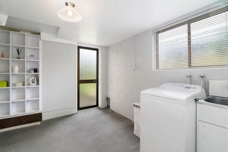 Photo of property in 1/50 Robertson Street, Glenholme, Rotorua, 3010