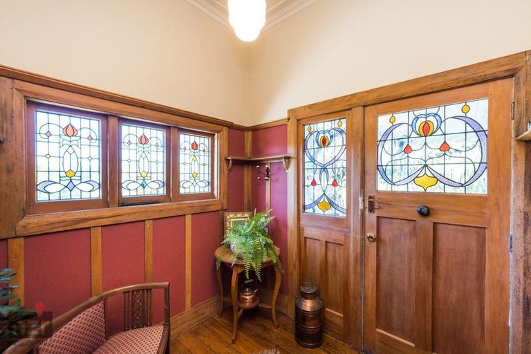 Photo of property in 74 Brightwater Terrace, Terrace End, Palmerston North, 4410