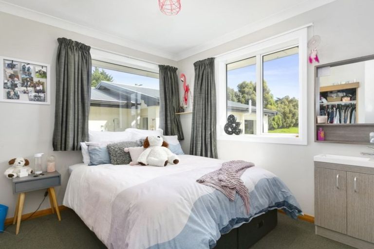 Photo of property in 27 Wingatui Road, Mosgiel, 9024