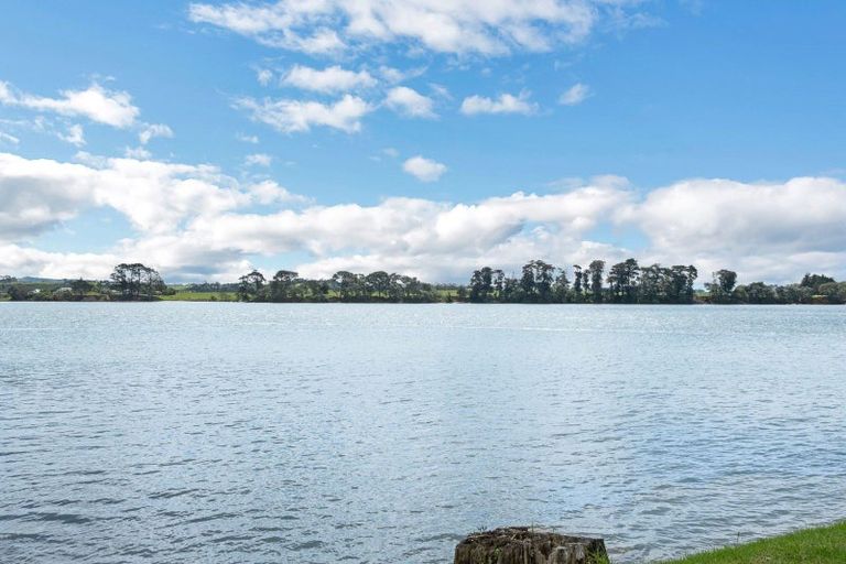 Photo of property in 14a Mclarin Road, Glenbrook, 2681