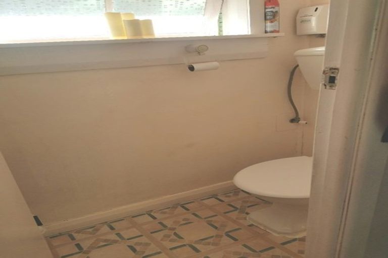 Photo of property in 1/4 Argyle Road, Browns Bay, Auckland, 0630