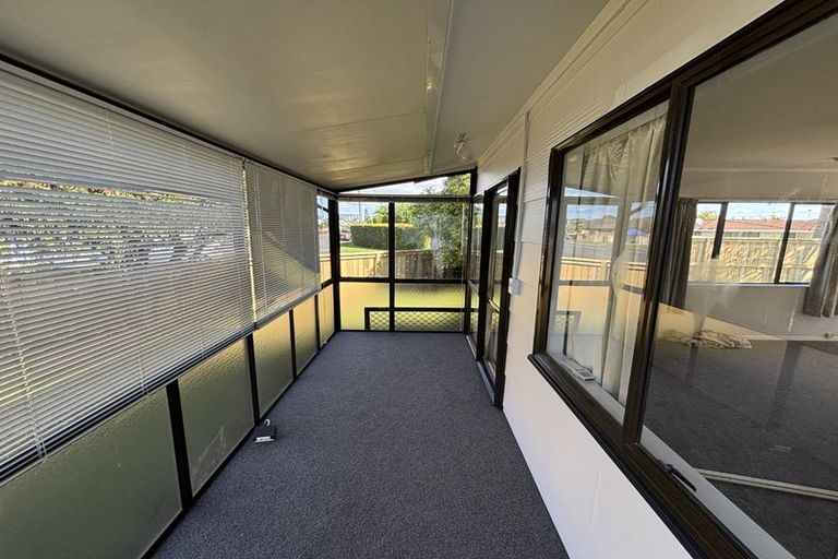 Photo of property in 2a Nukumea Common, Orewa, 0931