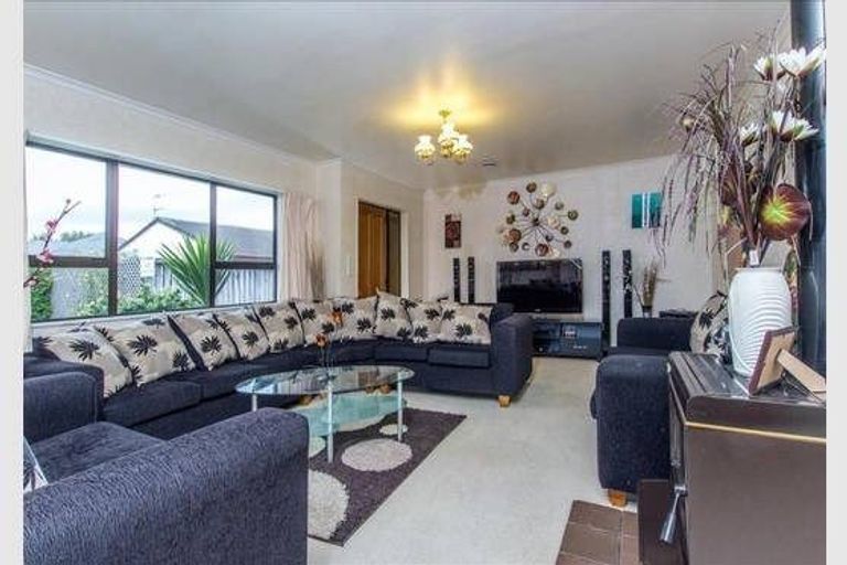 Photo of property in 3/409 West Coast Road, Glen Eden, Auckland, 0602