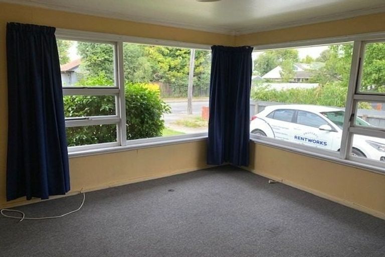 Photo of property in 5 Hanrahan Street, Upper Riccarton, Christchurch, 8041
