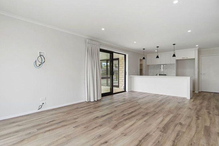 Photo of property in 36 Murray Ward Drive, Te Kauwhata, 3710