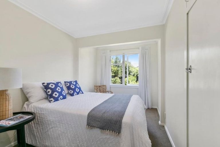 Photo of property in 1 Karamu Street, Eastbourne, Lower Hutt, 5013