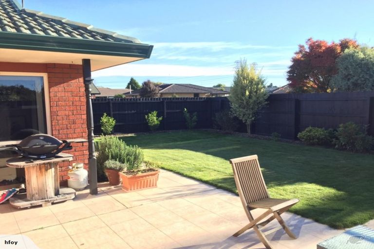 Photo of property in 1/16 Peebles Drive, Hei Hei, Christchurch, 8042