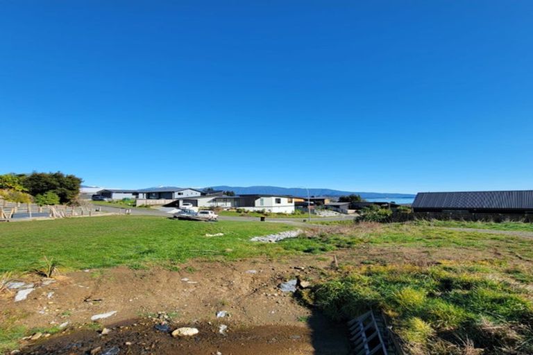 Photo of property in 16 Pohutukawa Place, Pohara, Takaka, 7183