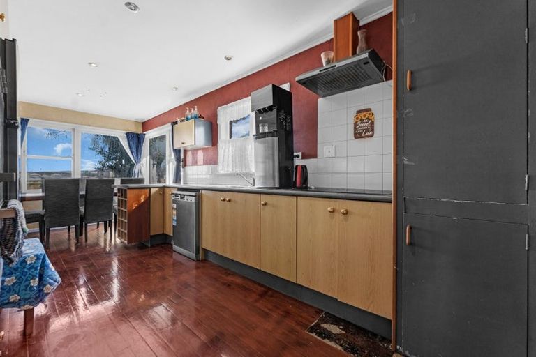 Photo of property in 8 Braeburn Place, Takanini, 2112