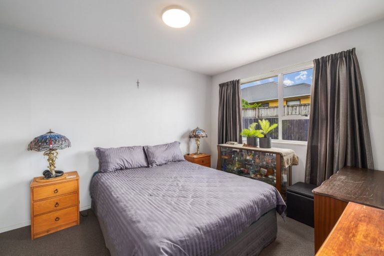 Photo of property in 1/335 Marine Parade, New Brighton, Christchurch, 8061