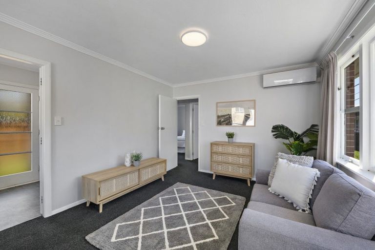 Photo of property in 1/29 Hillside Drive, Maoribank, Upper Hutt, 5018