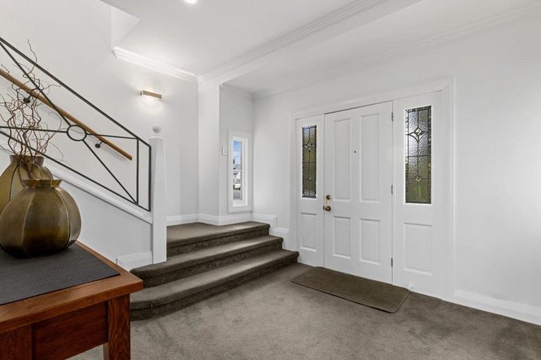 Photo of property in 1/41 East Coast Road, Milford, Auckland, 0620