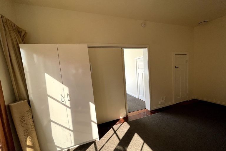 Photo of property in 10 Rimu Road, Kelburn, Wellington, 6012