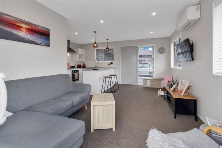 Photo of property in 1/20 Shortland Street, Wainoni, Christchurch, 8061