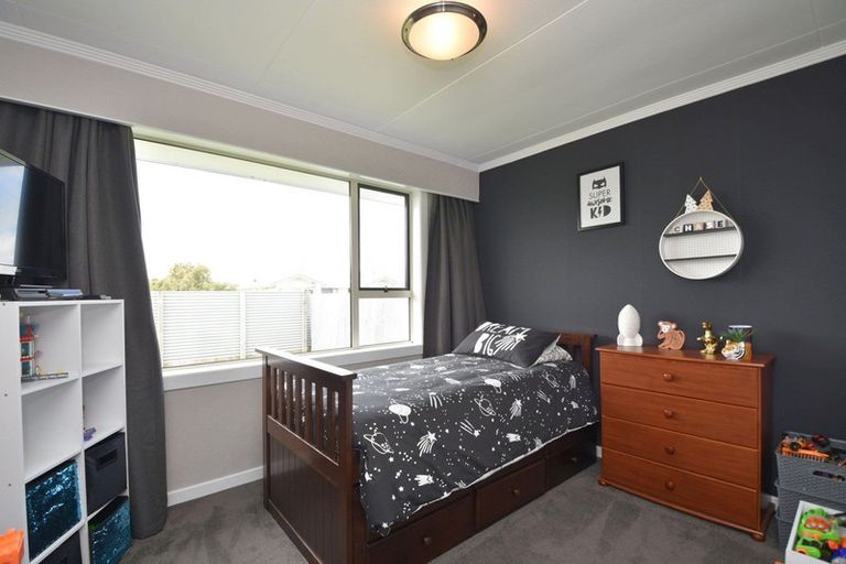 Photo of property in 9 Manapouri Street, Strathern, Invercargill, 9812