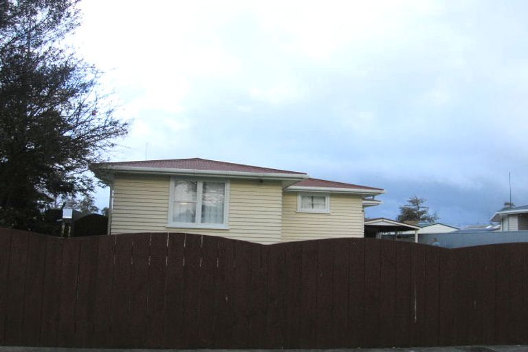 Photo of property in 176 Tremaine Avenue, Westbrook, Palmerston North, 4412