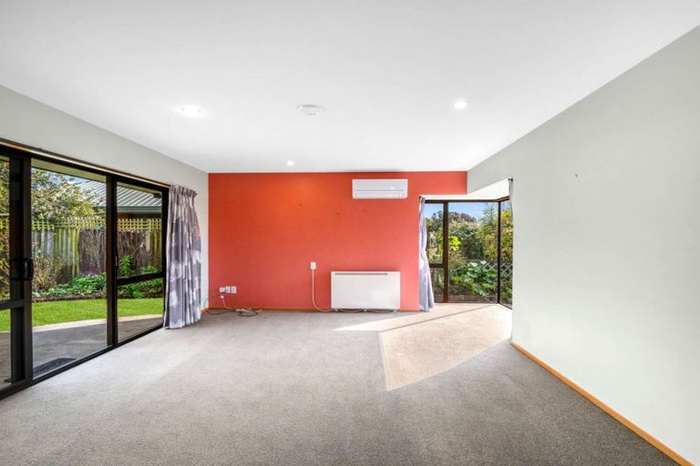 Photo of property in 21b Seadown Crescent, Amberley, 7410