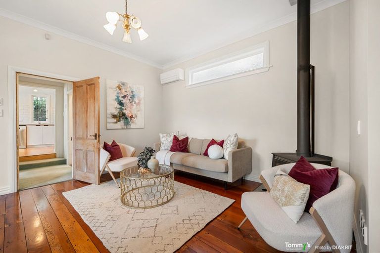 Photo of property in 21 Harland Street, Brooklyn, Wellington, 6021