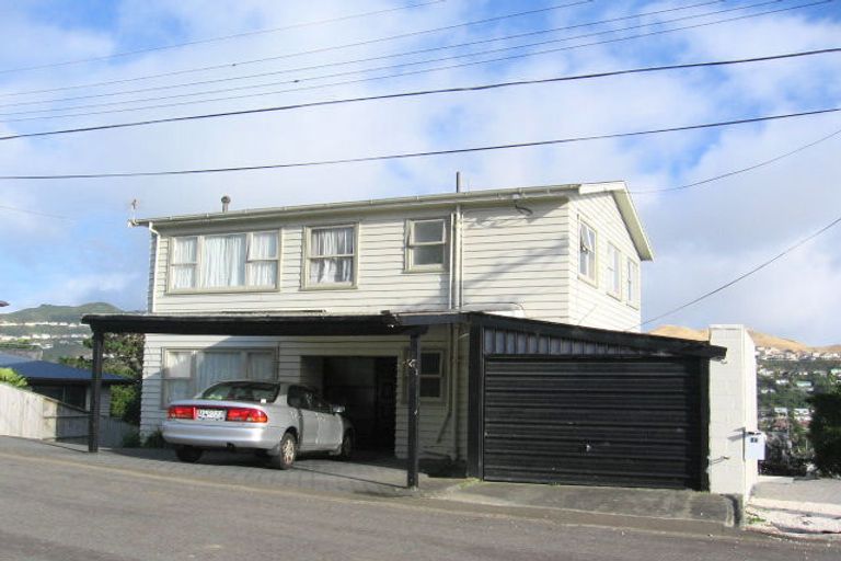 Photo of property in 8a Sheridan Terrace, Johnsonville, Wellington, 6037
