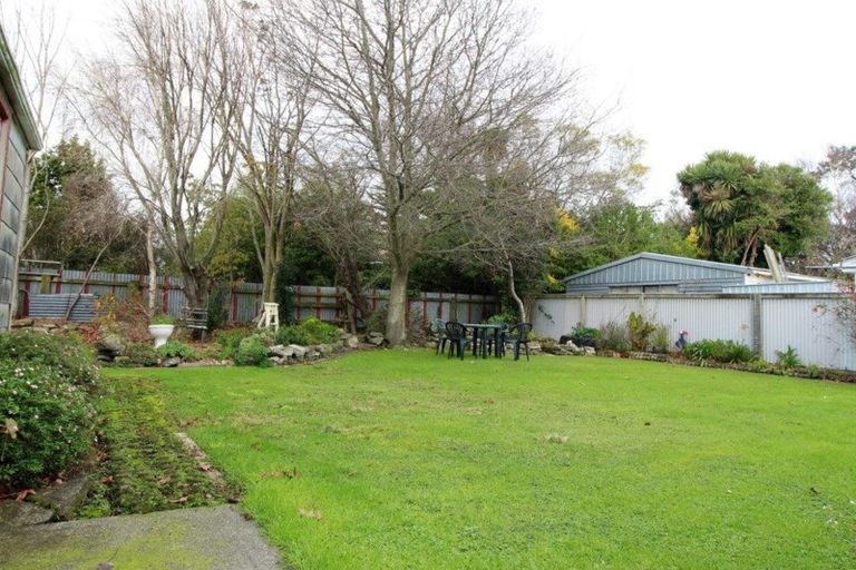 Photo of property in 24 Rewa Street, Takaro, Palmerston North, 4412