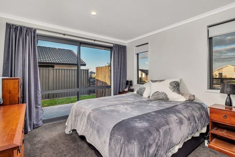 Photo of property in 2 Blacklock Road, Pyes Pa, Tauranga, 3112