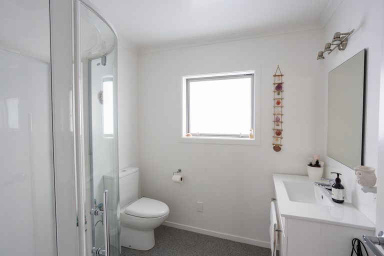 Photo of property in 22 Austin Reid Avenue, Carterton, 5713