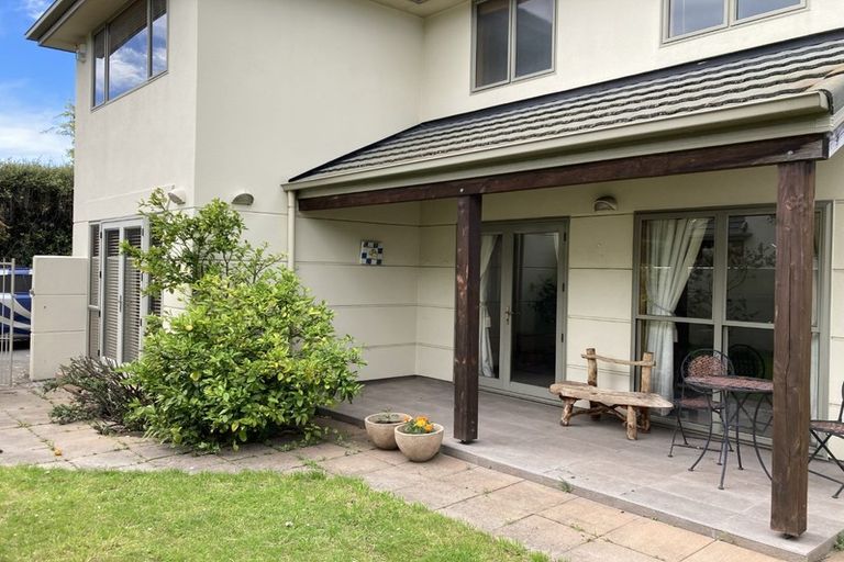 Photo of property in 91 Creyke Road, Ilam, Christchurch, 8041