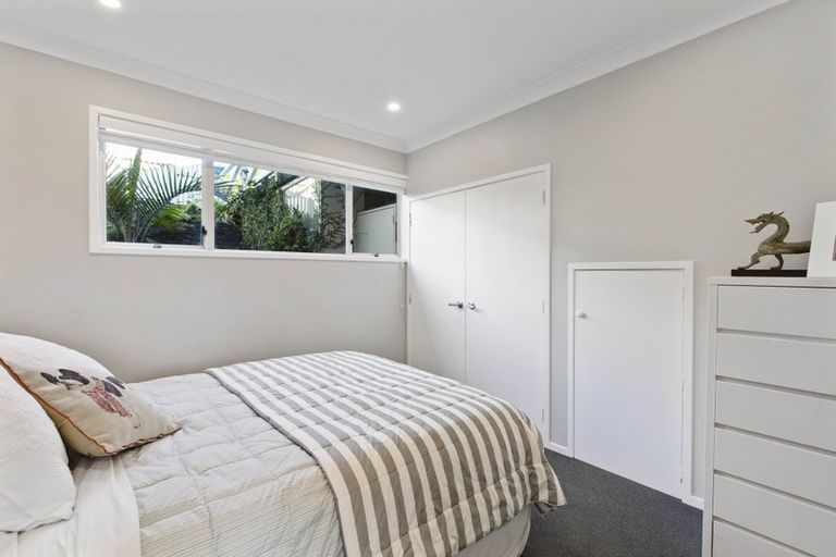 Photo of property in 1/87-89 Hinemoa Street, Birkenhead, Auckland, 0626