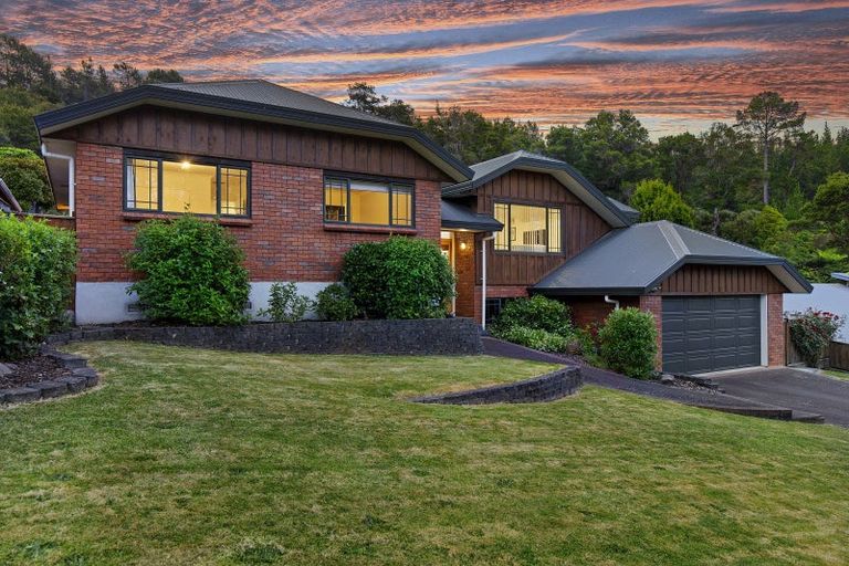 Photo of property in 6 Sylvan Way, Silverstream, Upper Hutt, 5019