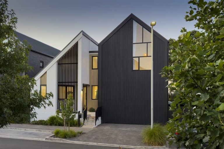 Photo of property in 7 Jack Seabrook Road, Hobsonville, Auckland, 0616