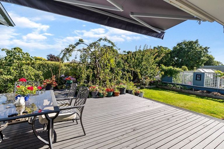 Photo of property in 12 Parsonage Road, Waimate, 7924