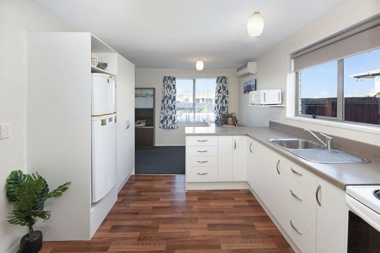 Photo of property in 5 Omega Place, Casebrook, Christchurch, 8051