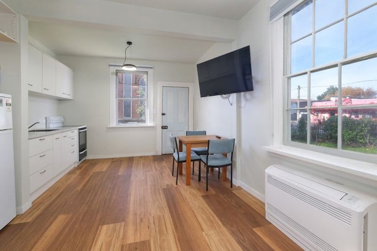 Photo of property in 60 Eastbourne Street, Caversham, Dunedin, 9012