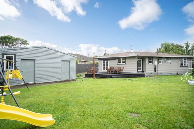 Photo of property in 23 Benmore Avenue, Cloverlea, Palmerston North, 4412
