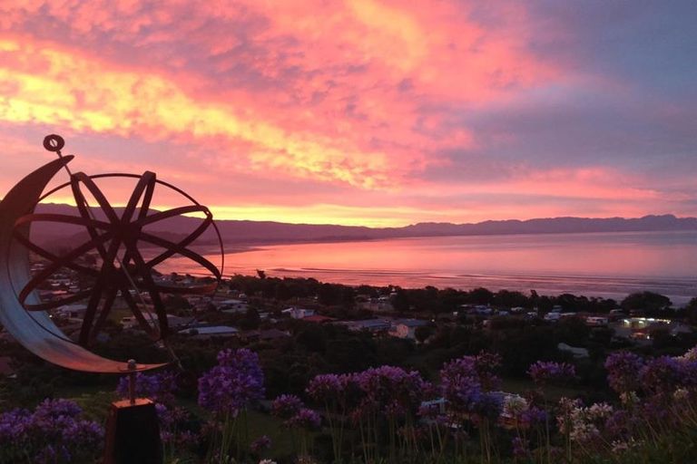 Photo of property in 29 Bay Vista Drive, Pohara, Takaka, 7183