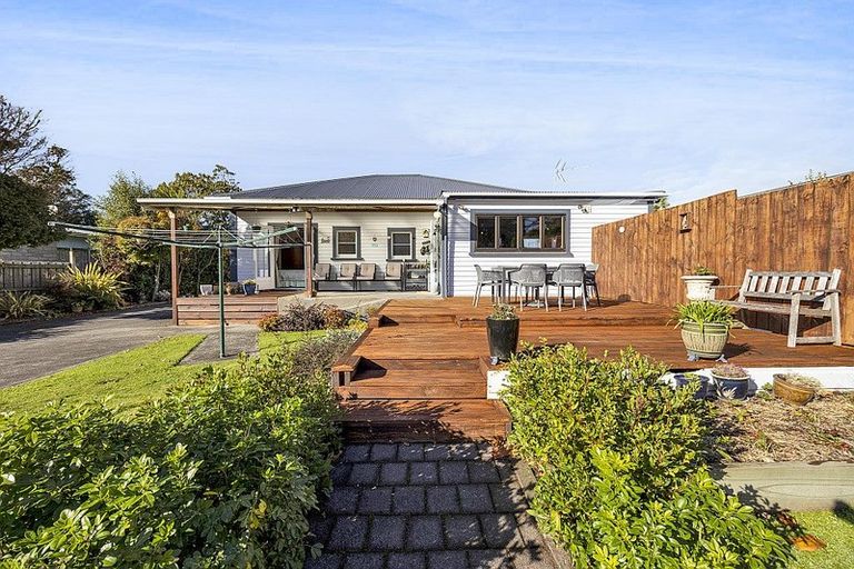 Photo of property in 12 Olivia Street, Stratford, 4332