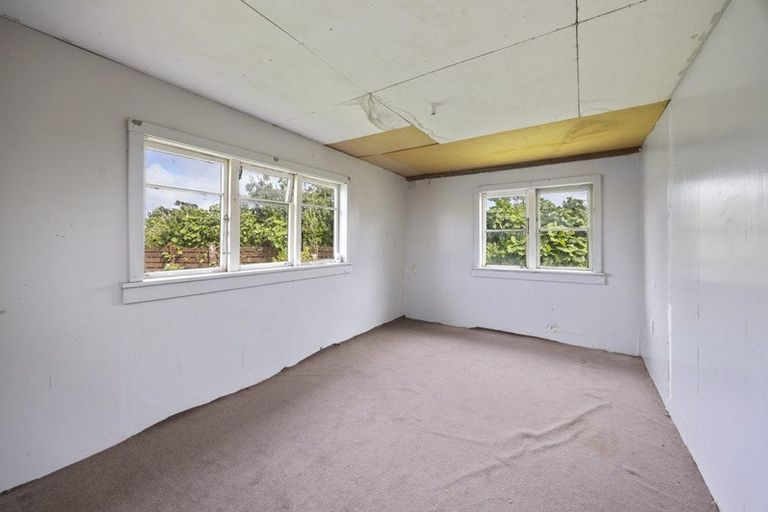Photo of property in 1 Wood Street, Kakaramea, Patea, 4598