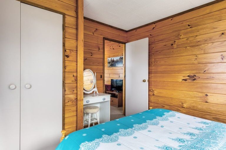 Photo of property in 19 Turangitukua Terrace, Kuratau, Turangi, 3381