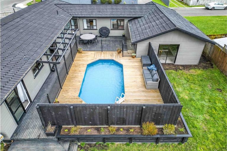 Photo of property in 79 Matai Road, Raumati South, Paraparaumu, 5032