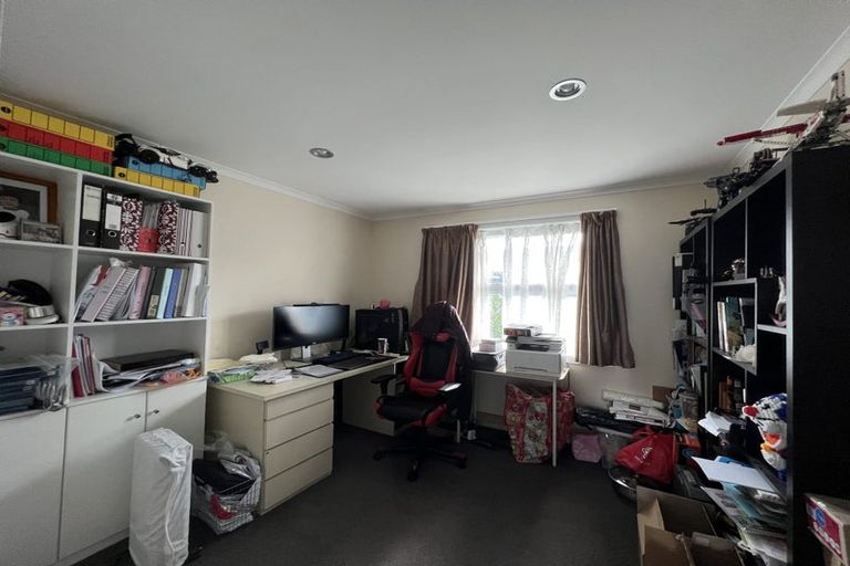 Photo of property in 13 Allgood Place, Rototuna North, Hamilton, 3210