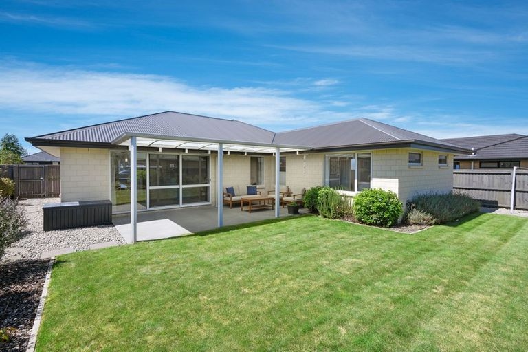 Photo of property in 22 Andesite Drive, Rolleston, 7614