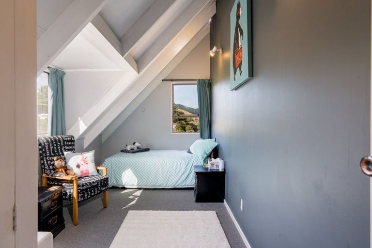 Photo of property in 4 Kilgour Street, Roseneath, Port Chalmers, 9023