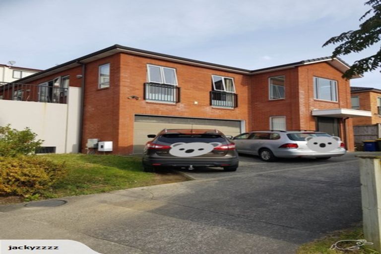 Photo of property in 32 Horizon View Road, Oteha, Auckland, 0632