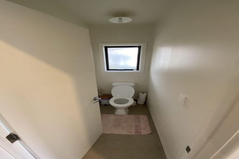 Photo of property in 48 Athol Terrace, Upper Riccarton, Christchurch, 8041